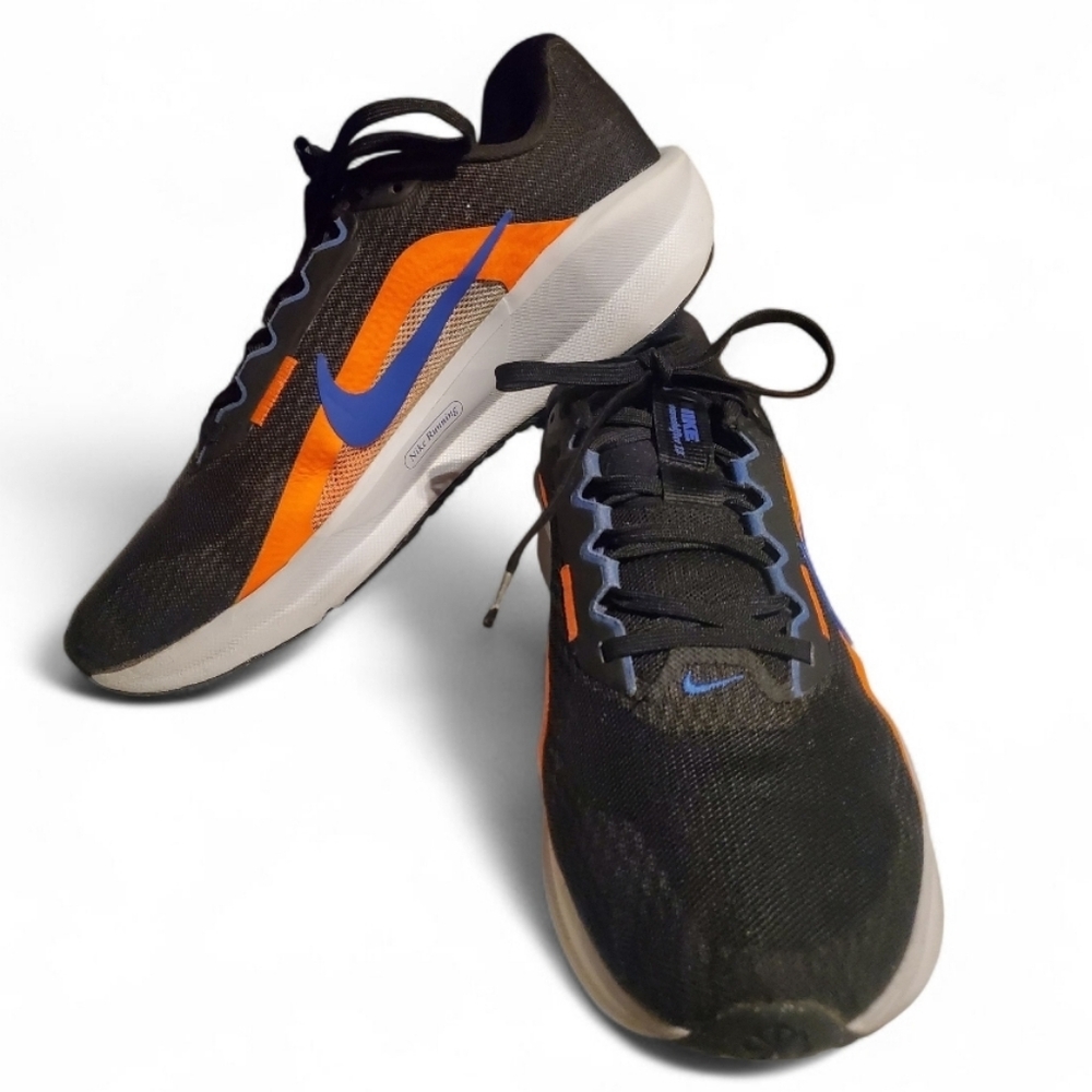 Nike Downshifter 13 Black and Orange Sneakers Men's 8½ - Picture 3 of 9